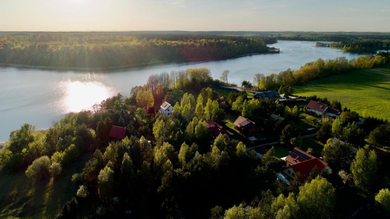 Dom Nad Jeziorem Gaja House Jadamowo Екстер'єр фото